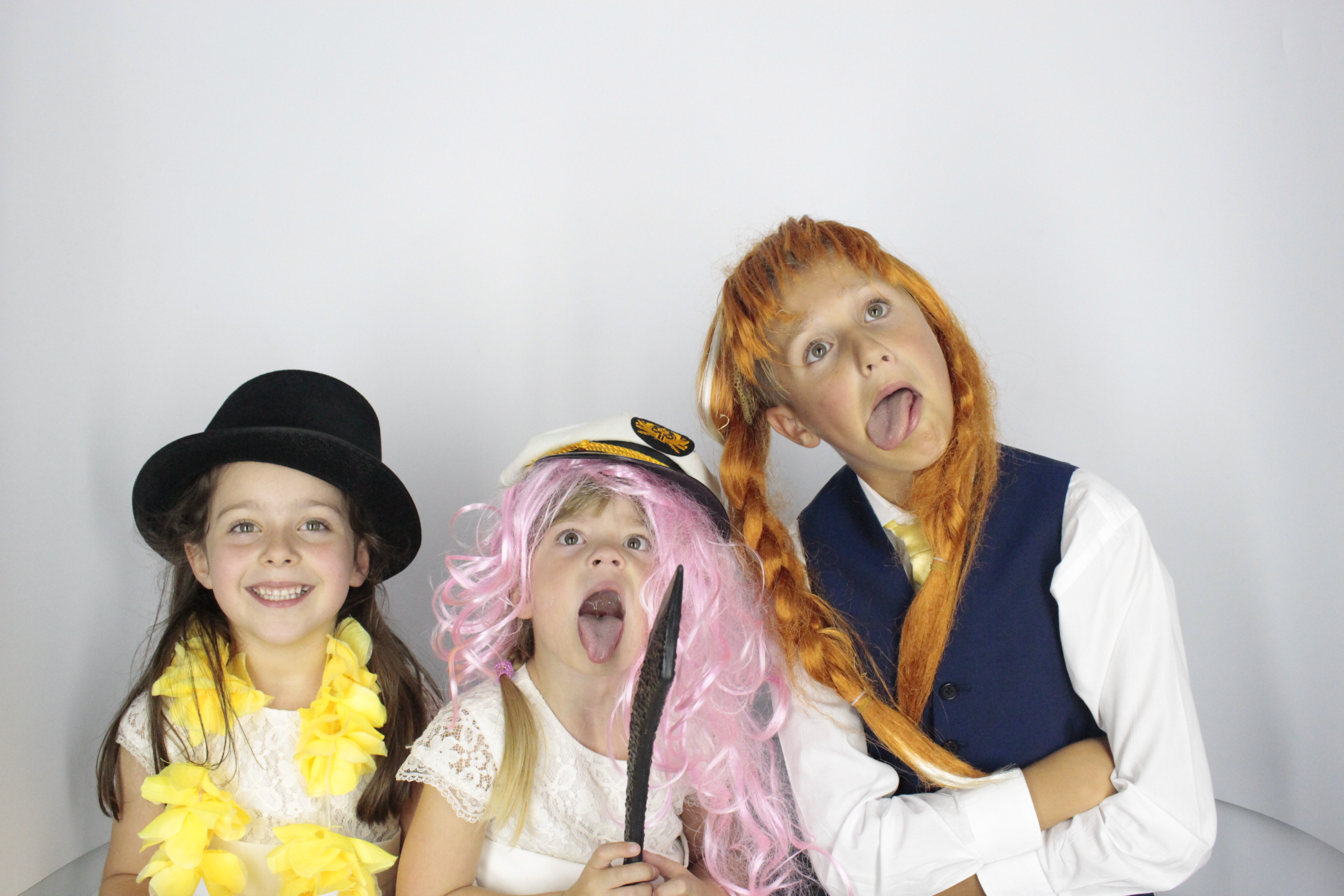  Heather & Daniel's Wedding | View more photos from the event at gallery.myphotoboothexperience.co.uk/u/MyPhotoBoothExperienceLtd/Heather-Daniels-Wedding